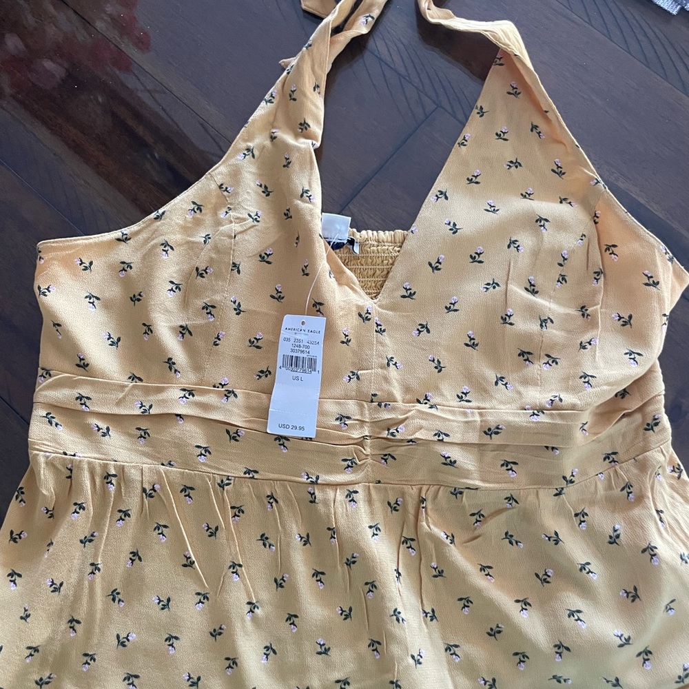 American Eagle Floral Halter Top NWT - Picture 5 of 6